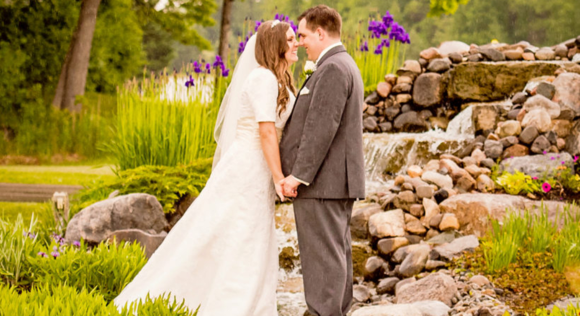 Little Rock Arkansas Wedding Photographer, wedding Photos, Bride and groom photos, Bridal Portraits